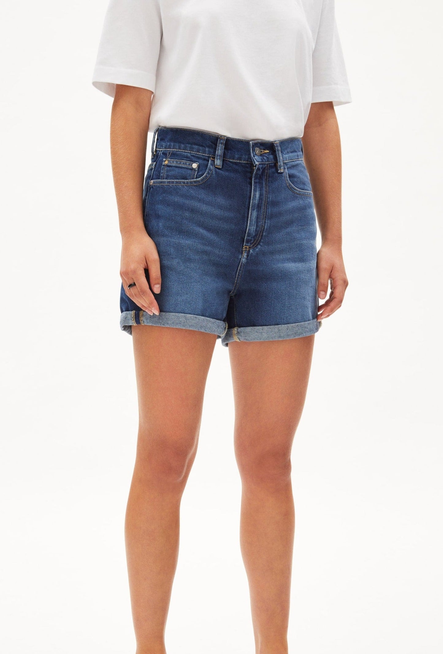 Short en jean bleu en coton recyclé - sviaa wavy blue