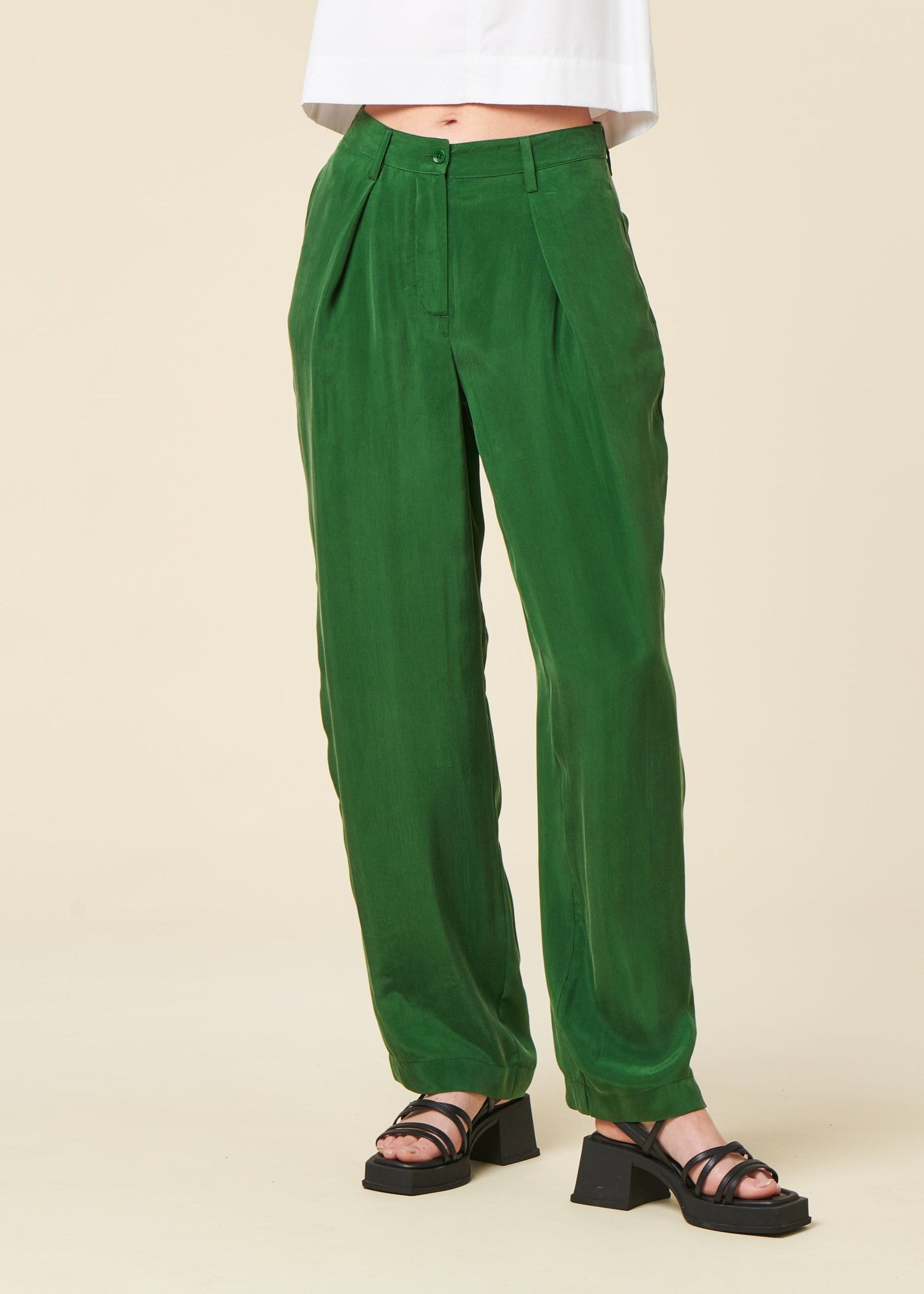 Pantalon ample fluide en cupro | vert "Dill cirila pants - green"