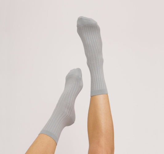 Pack 2 paires de chaussettes hautes à rainures en coton bio | bleu clair "cloudy blue"