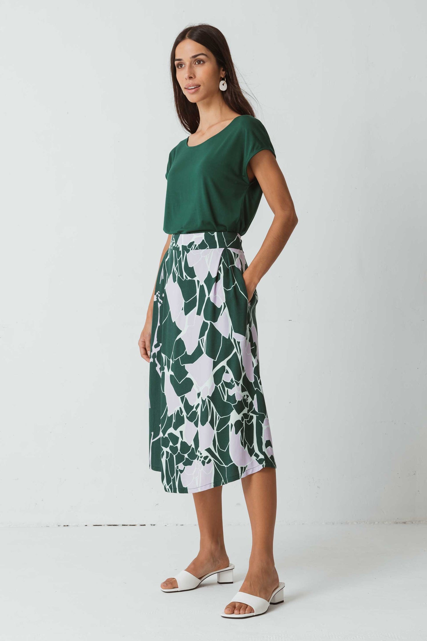 T-shirt vert foncé en tencel - camiseta atalia deep green