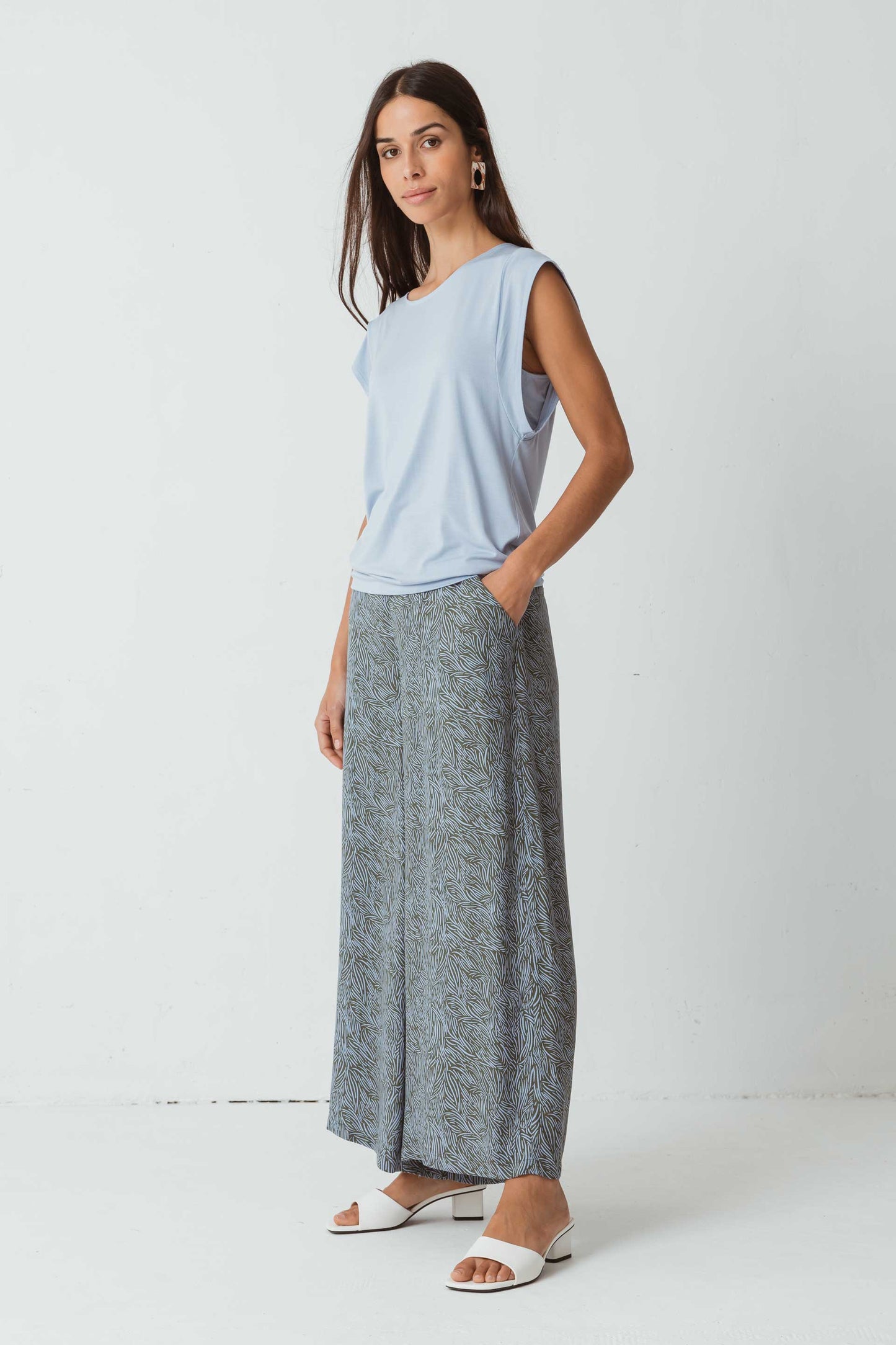 T-shirt bleu clair en modal - hmaika lavande