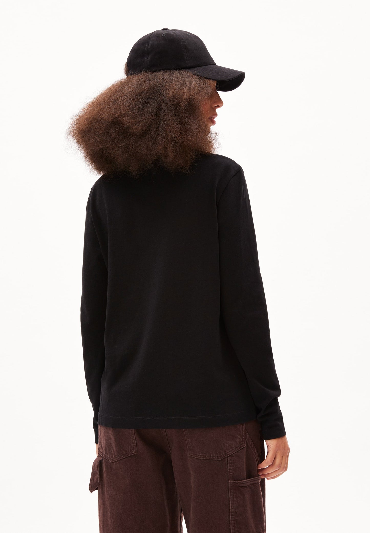 T-shirt manches longues en coton bio et recyclé | Noir "taaminiaa black"