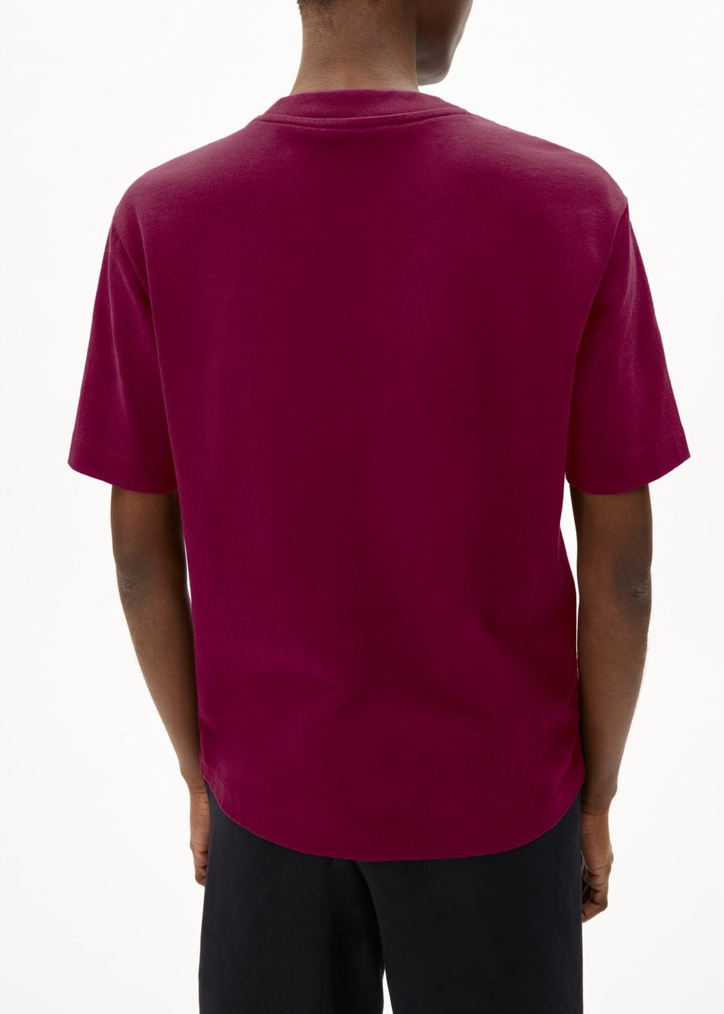 T-shirt en coton recyclé | rose "tarjaa å embro - cherry juice"
