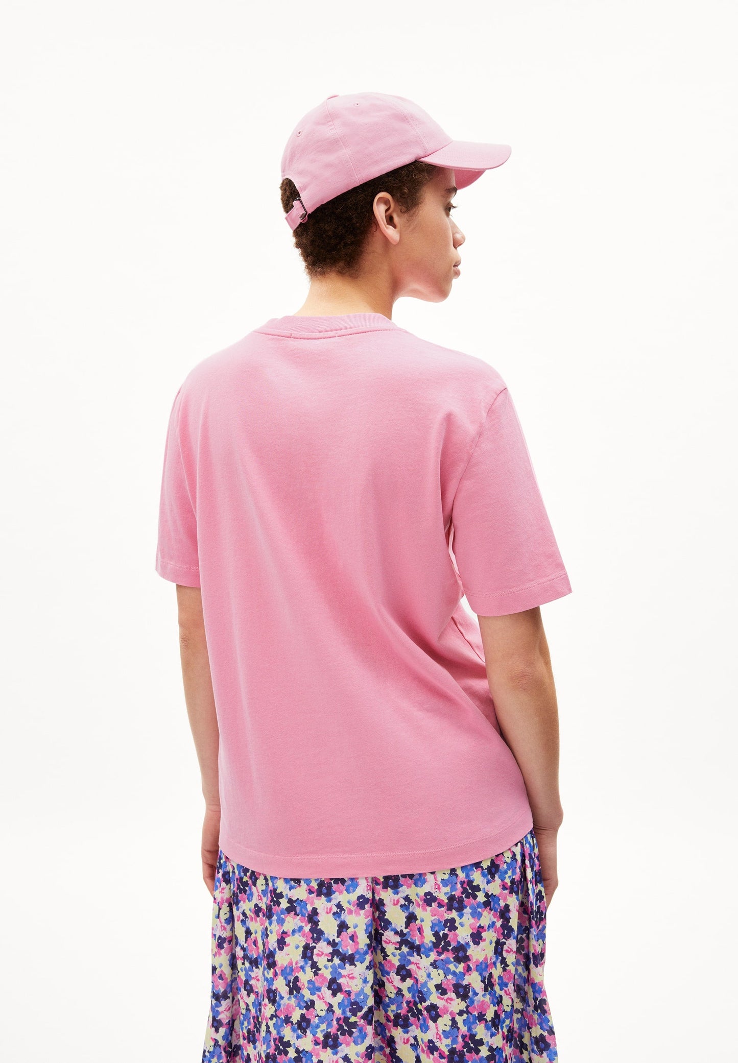 T-shirt rose framboise en coton bio et recyclé - tarjaa raspberry pink
