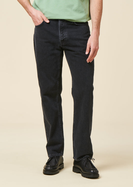 Jean droit large en coton bio | noir "rad rufus black vintage"