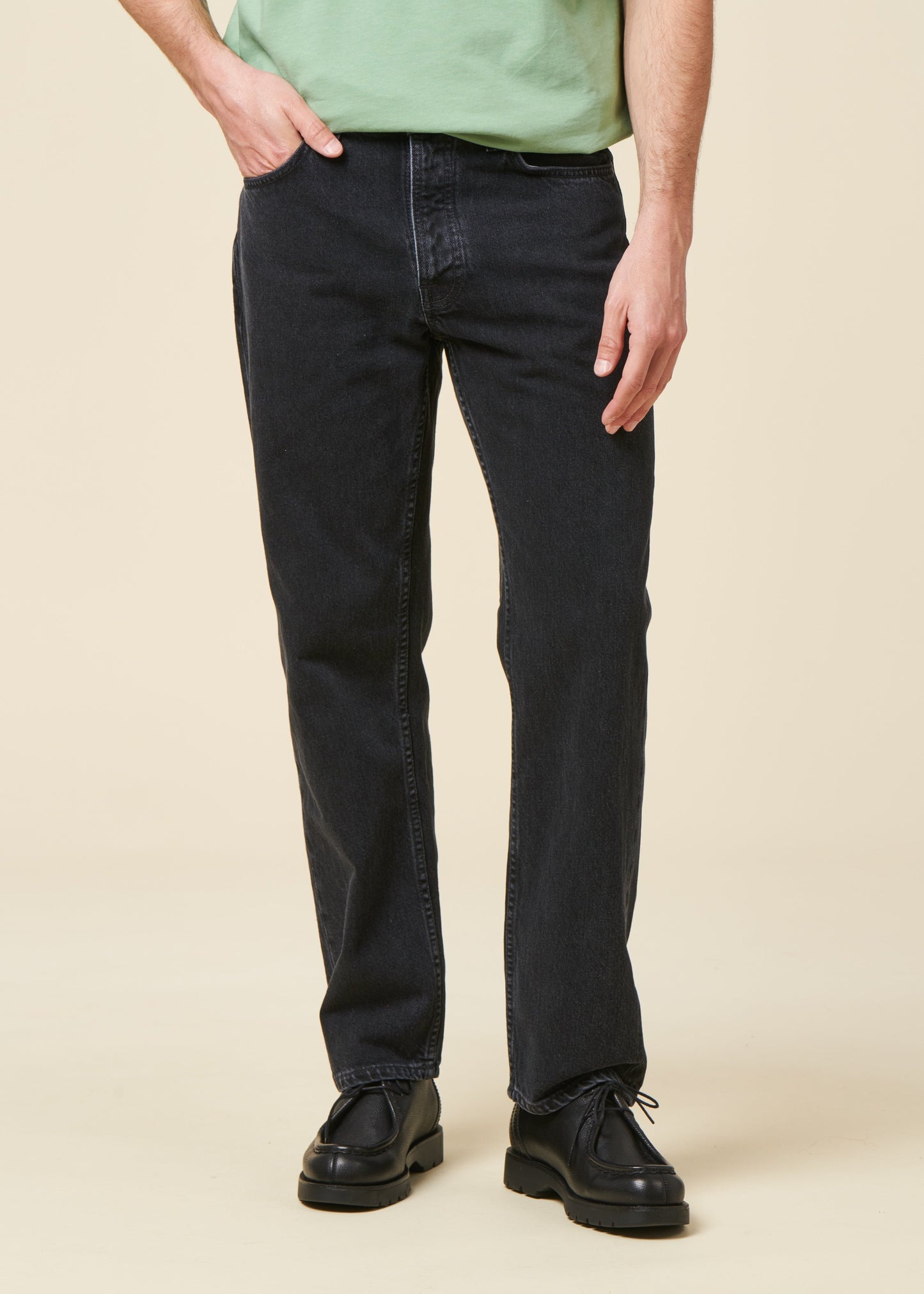 Jean droit large en coton bio | noir 'rad rufus black vintage'