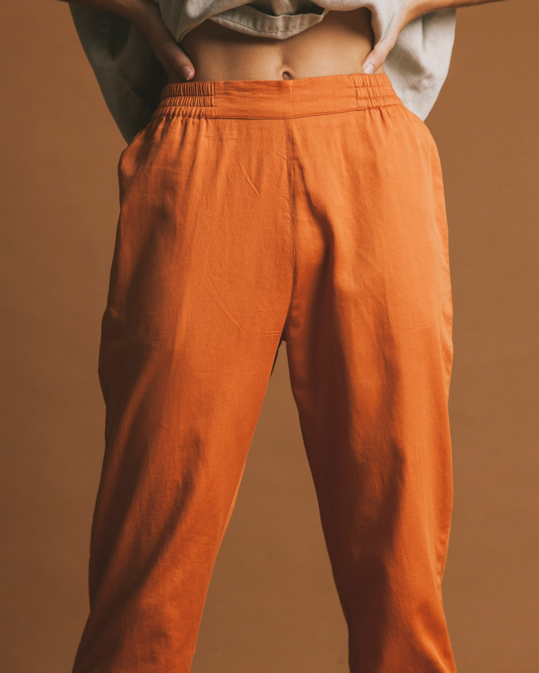 Pantalon droit terracotta en coton bio - Ella