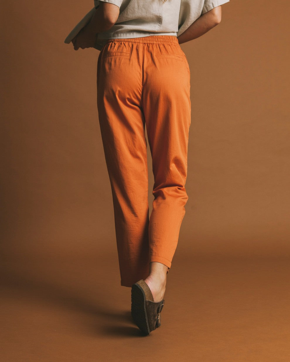 Pantalon droit terracotta en coton bio - Ella