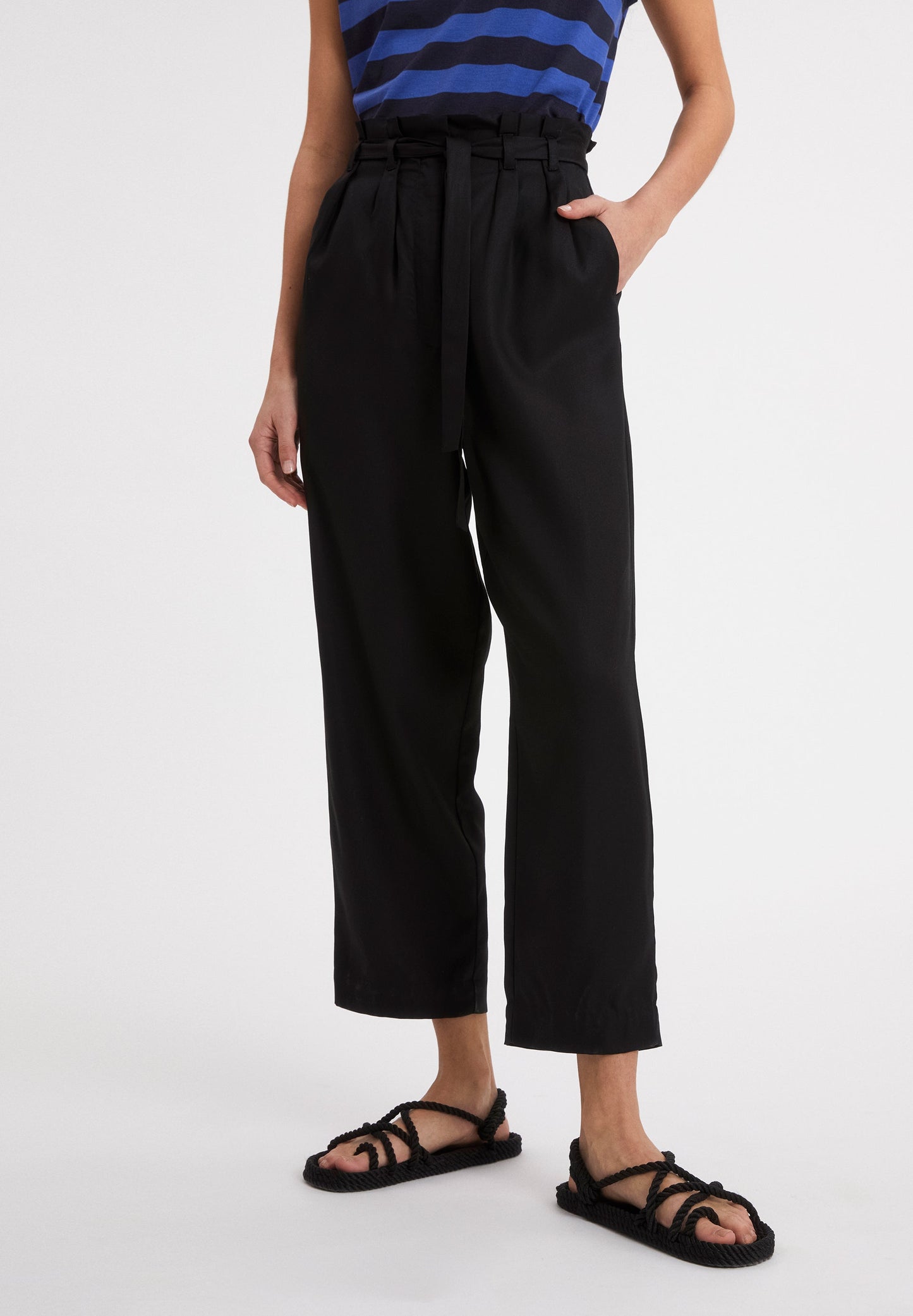 Pantalon noir en tencel - Timeaa