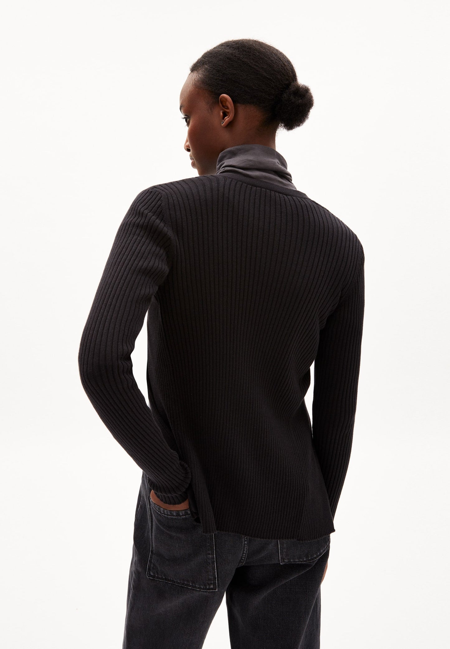 Cardigan fin noir en coton bio - tinnaa black