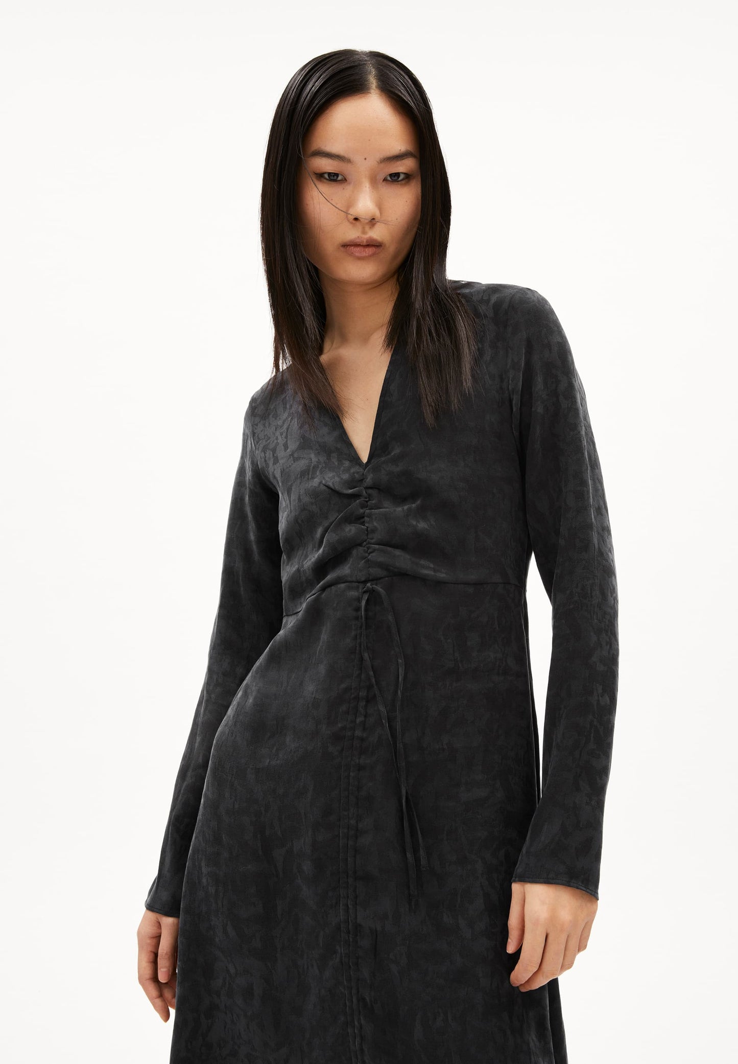 Robe en tencel | noir texturé "tinraa jacq"