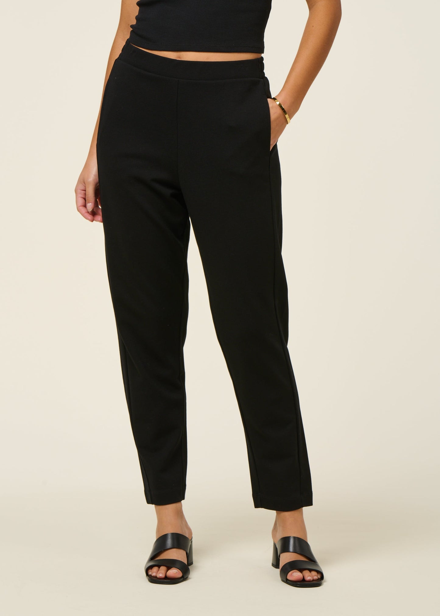 Pantalon droit en ecovero | noir "magdaalena black"