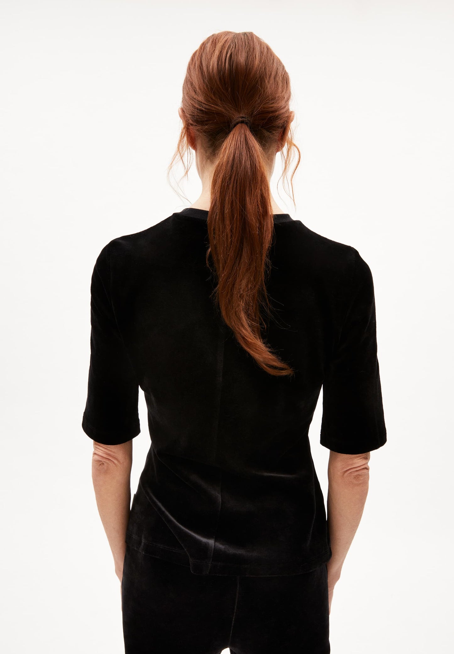 T-shirt velours en modal | noir "traslaraa - black"