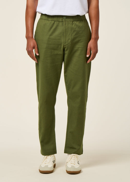 Pantalon droit léger en coton bio | vert "Kentia travel light pants - green"
