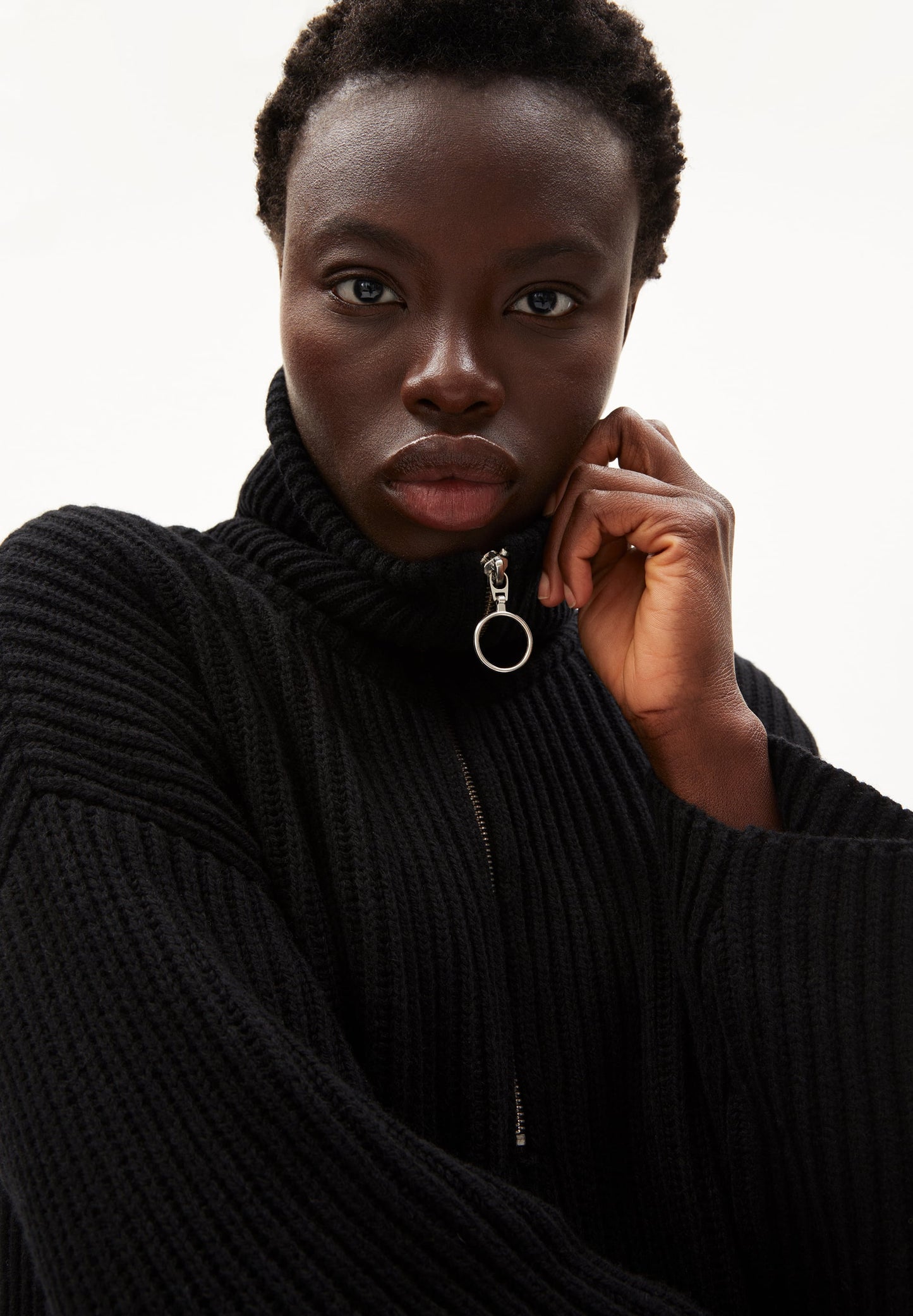 Pull camionneur oversize noir en laine bio et recyclée - trinekaa black