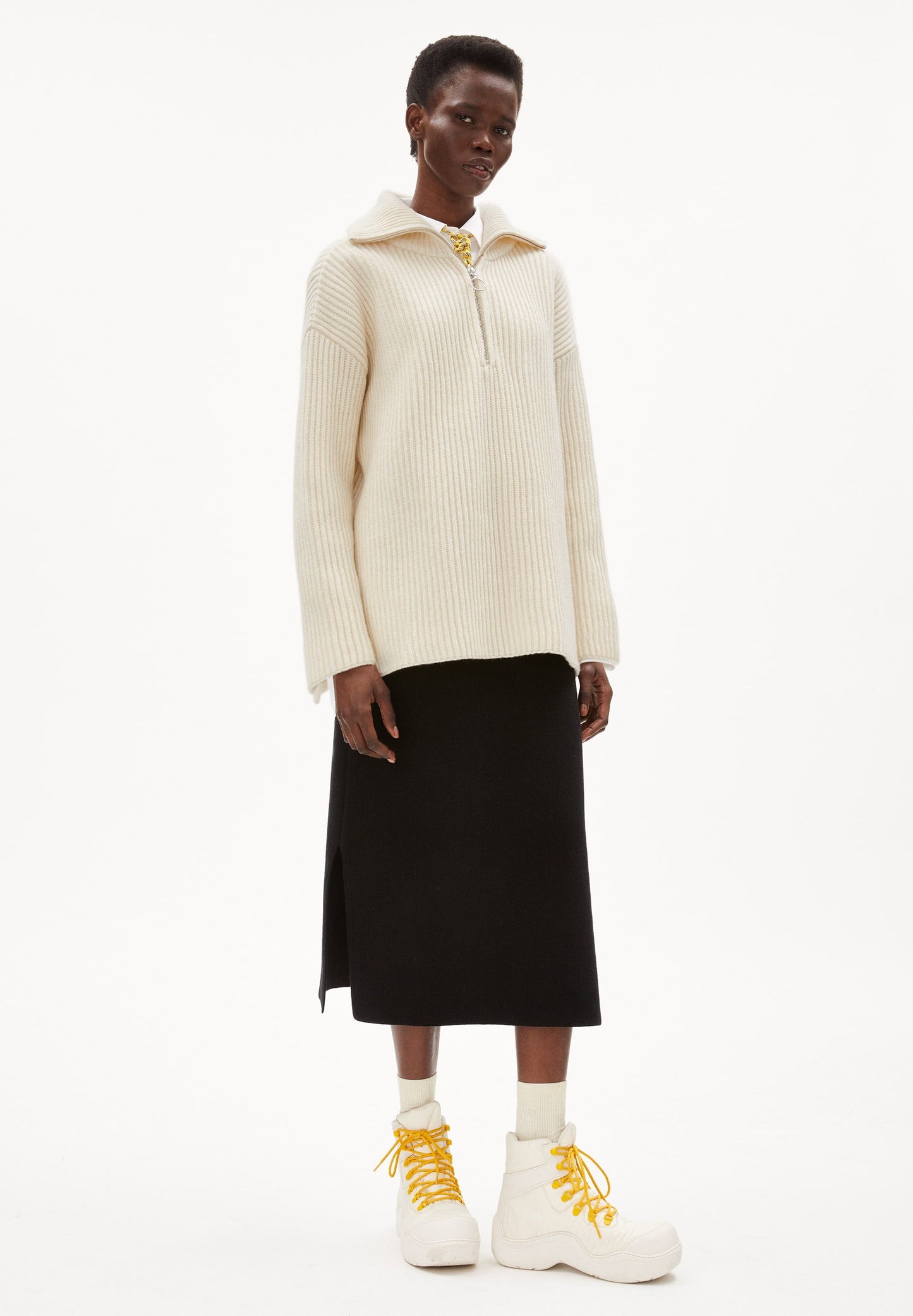 Pull camionneur oversize beige en laine bio et recyclée - trinekaa oatmilk