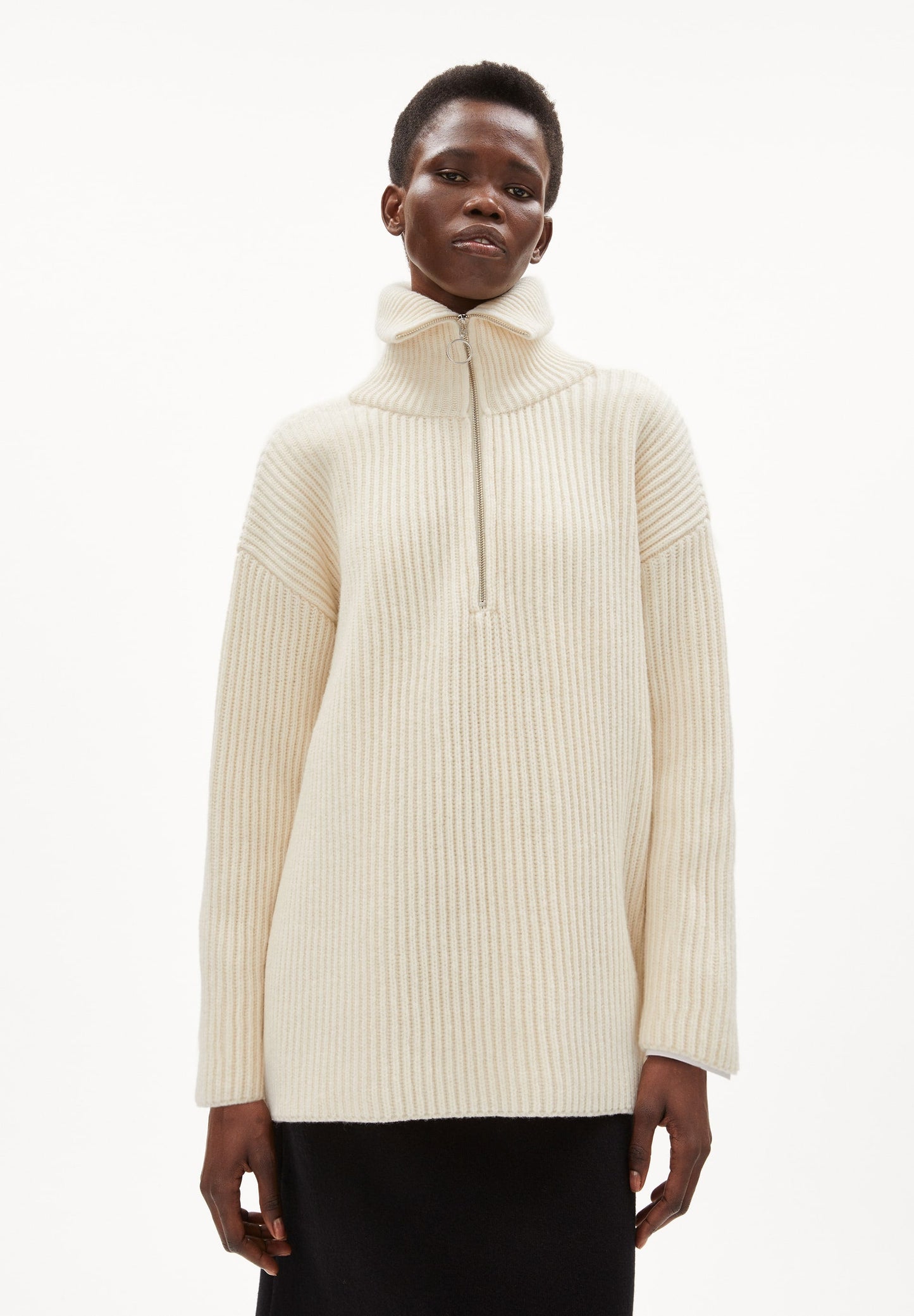 Pull camionneur oversize beige en laine bio et recyclée - trinekaa oatmilk