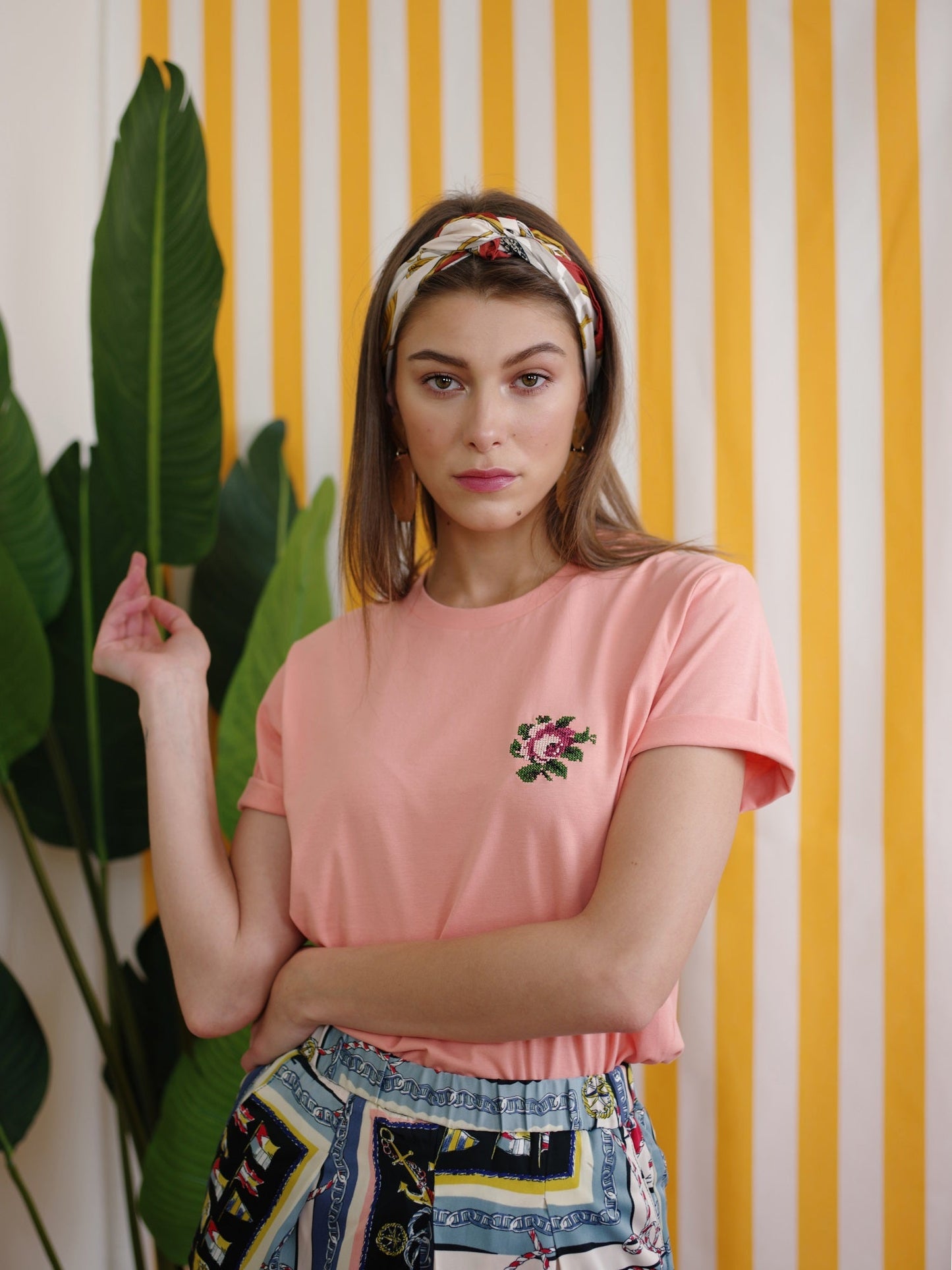 T-shirt brodé corail en coton bio - Rose