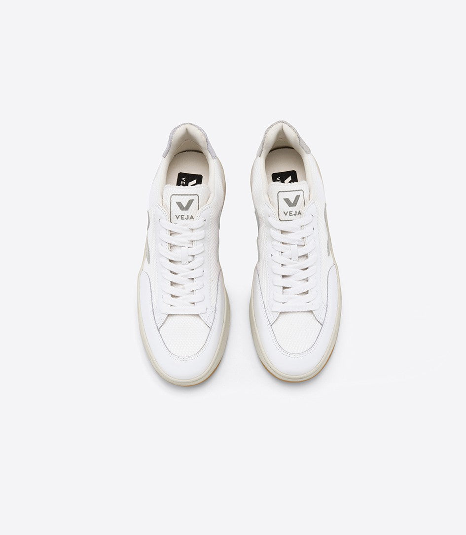 Baskets v-12 B-Mesh white pierre