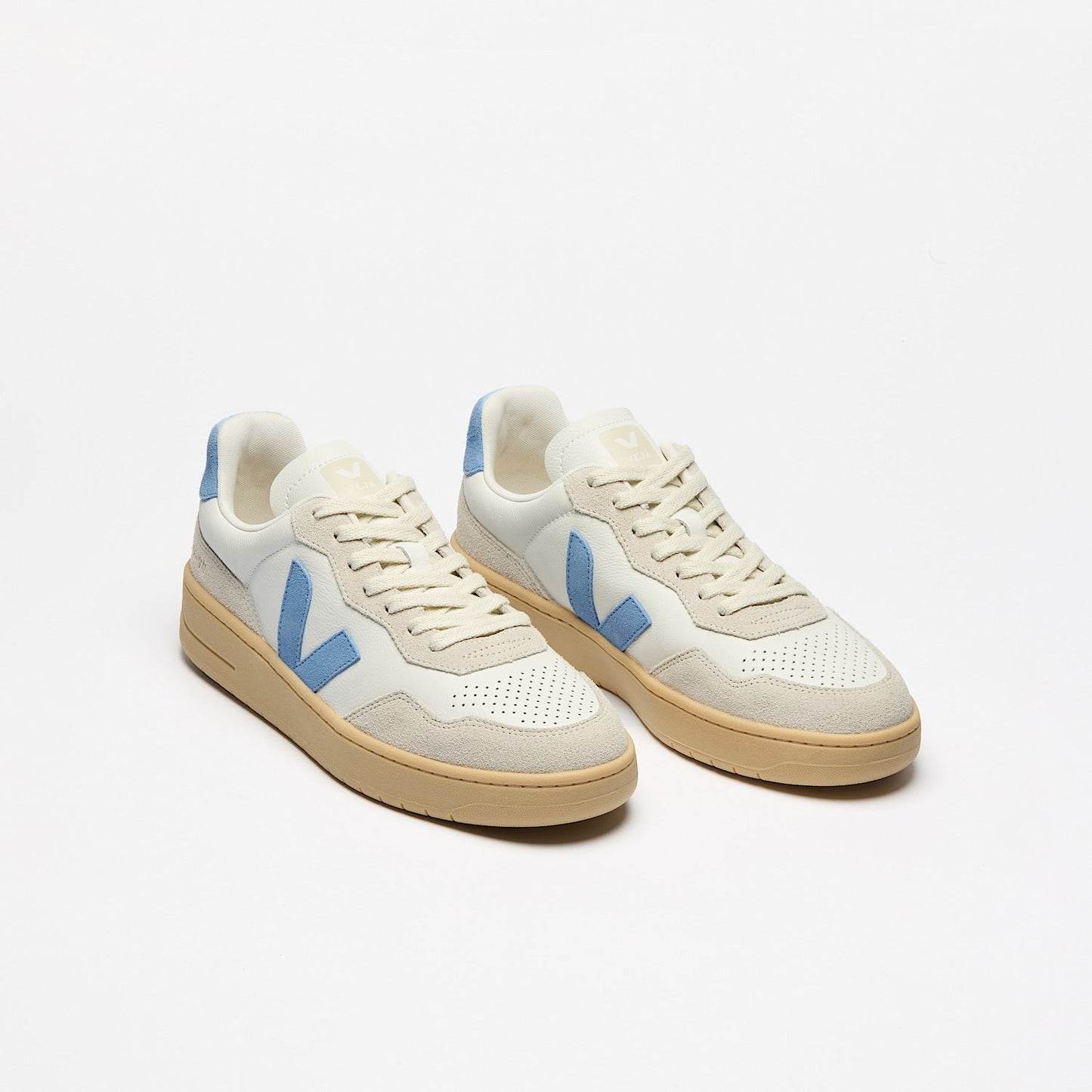 Baskets en caoutchouc recyclé | blanc "v-90 extra-white aqua natural"