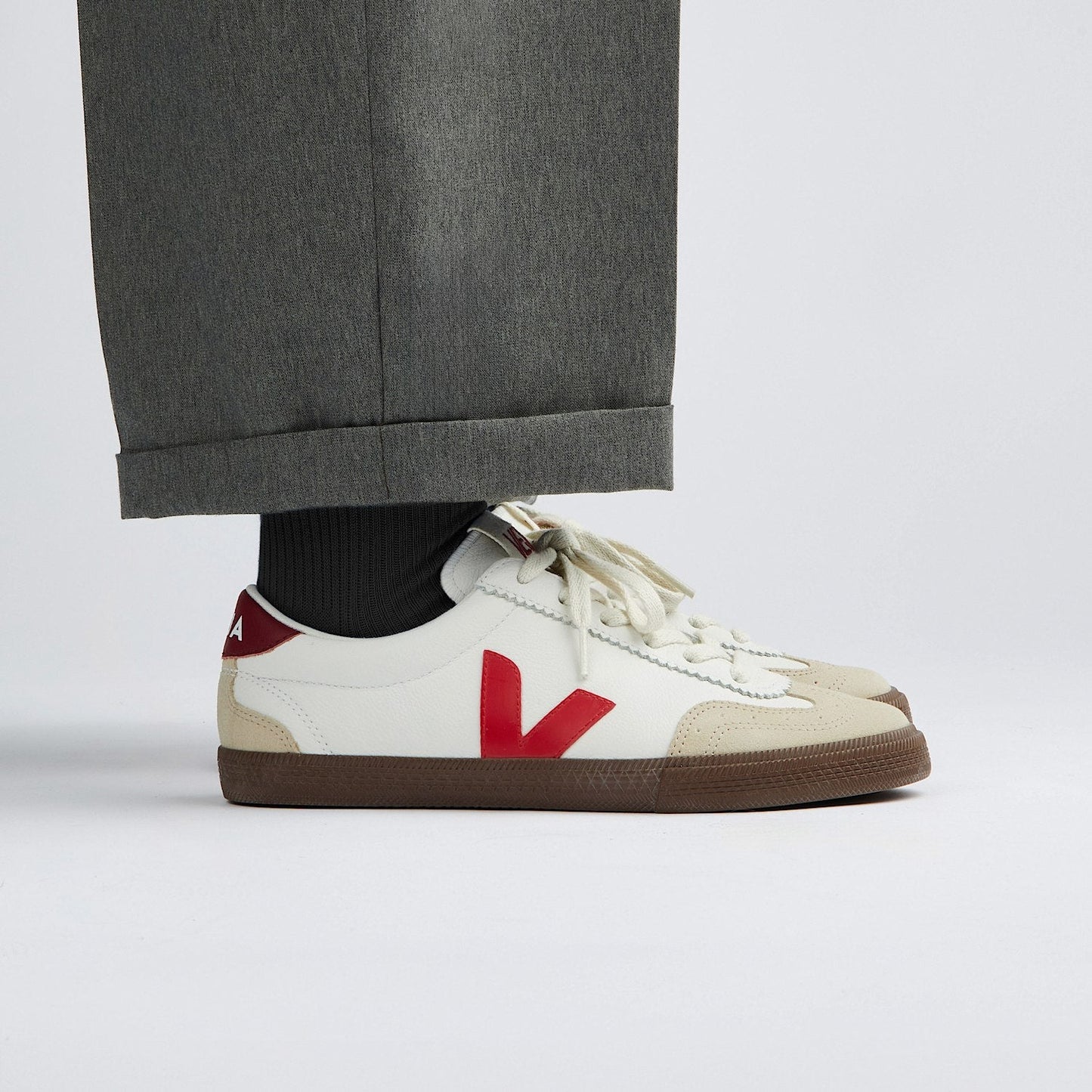 Baskets en cuir | blanc "volley - white pekin bark"