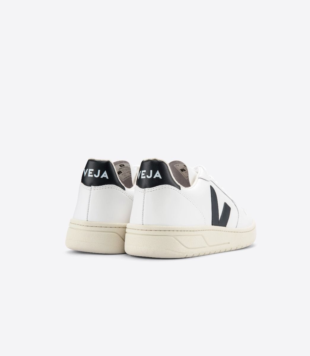 Baskets basses en cuir certifié | blanc et noir "v-10 leather extra white black"