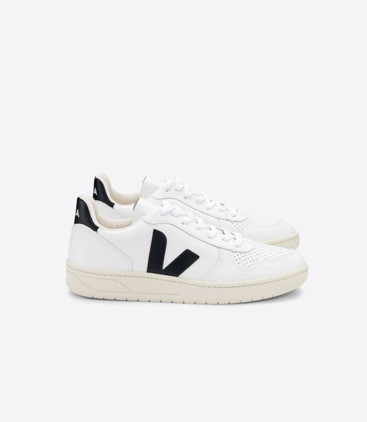 Baskets basses en cuir certifié | blanc et noir "v-10 leather extra white black"