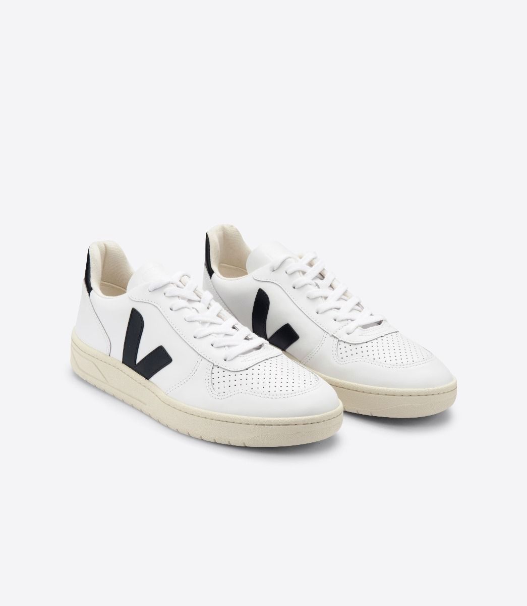 Baskets basses en cuir certifié | blanc et noir "v-10 leather extra white black"