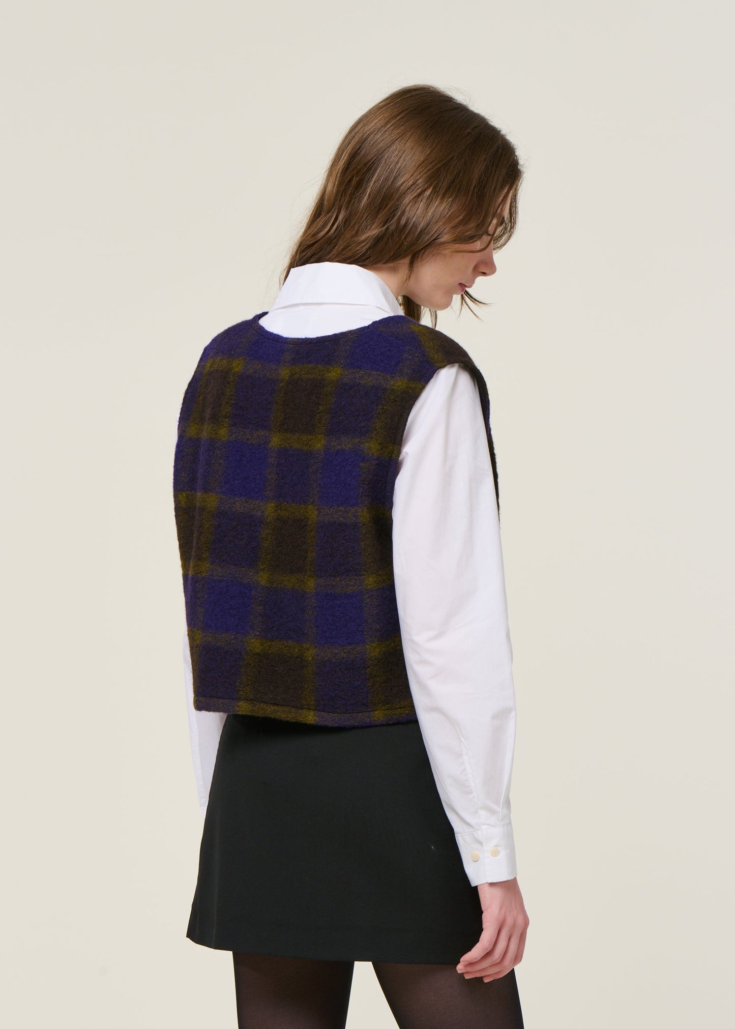 pull sans manches en laine et coton bio | carreaux "cropped vest wool-blend - purple checked"