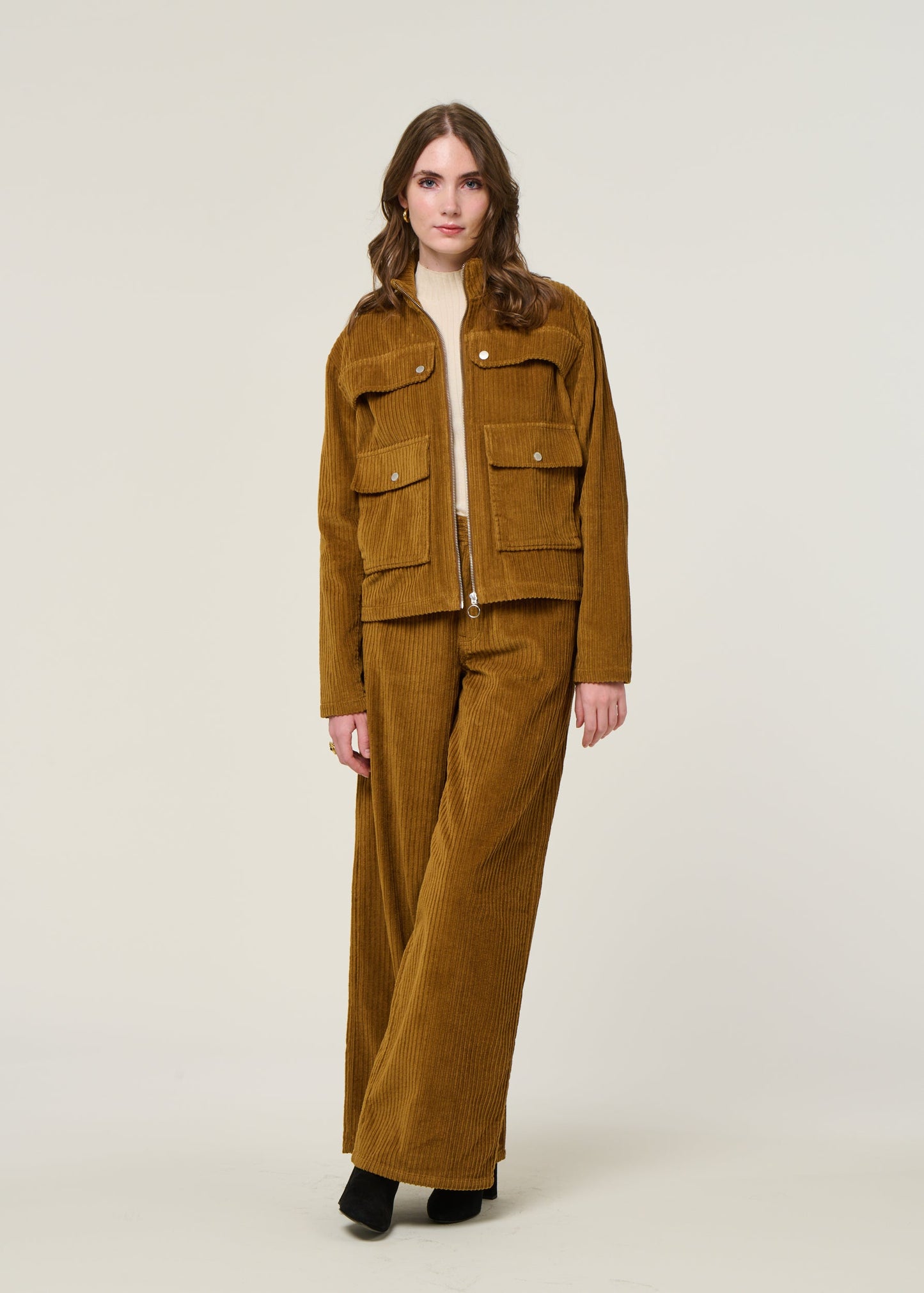 Veste velours en coton bio | camel "light oak corduroy celia jacket - brown"
