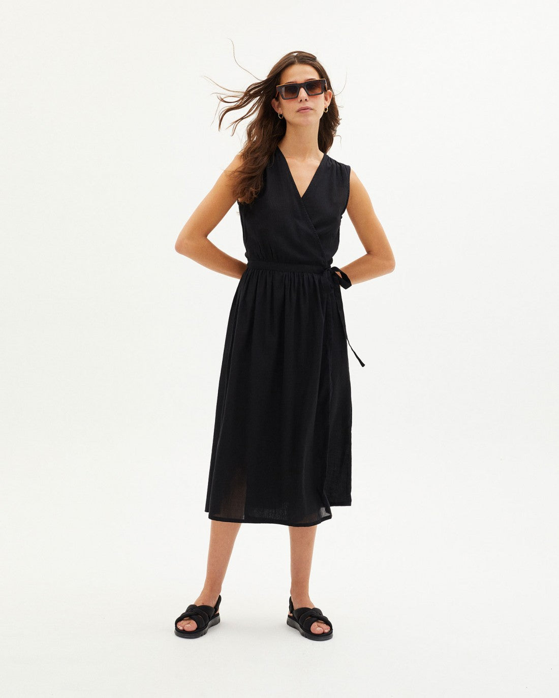 Robe midi portefeuille noir en coton bio - BLACK AMAPOLA DRESS
