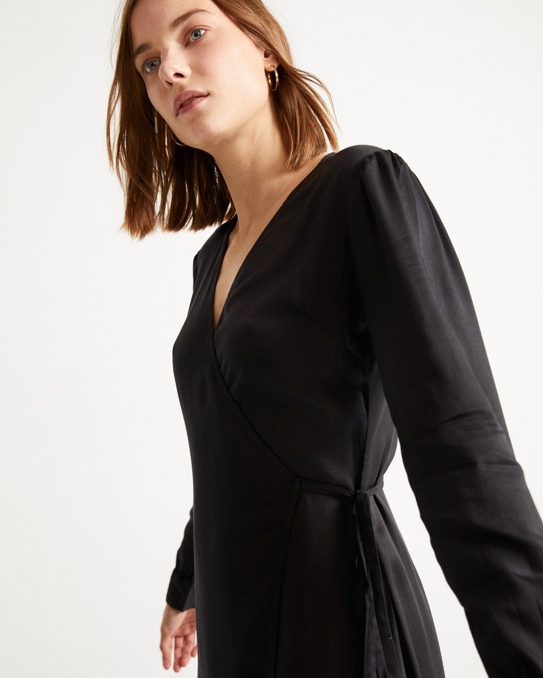 Robe cache-coeur noire en tencel - Camille black