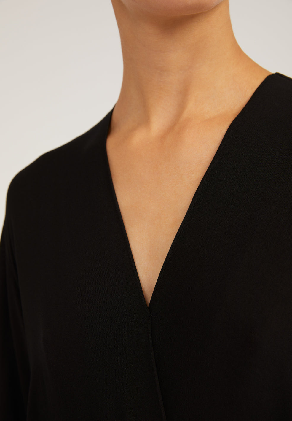 Robe longue noire en tencel - Viktoriaa