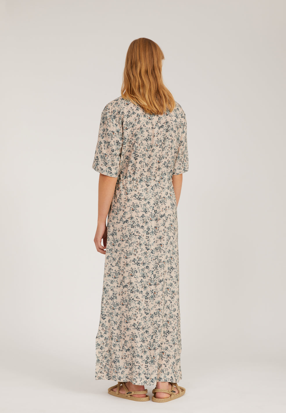 Robe longue à imprimés floraux en lenzing - VIKTORIAA GREENHOUSE