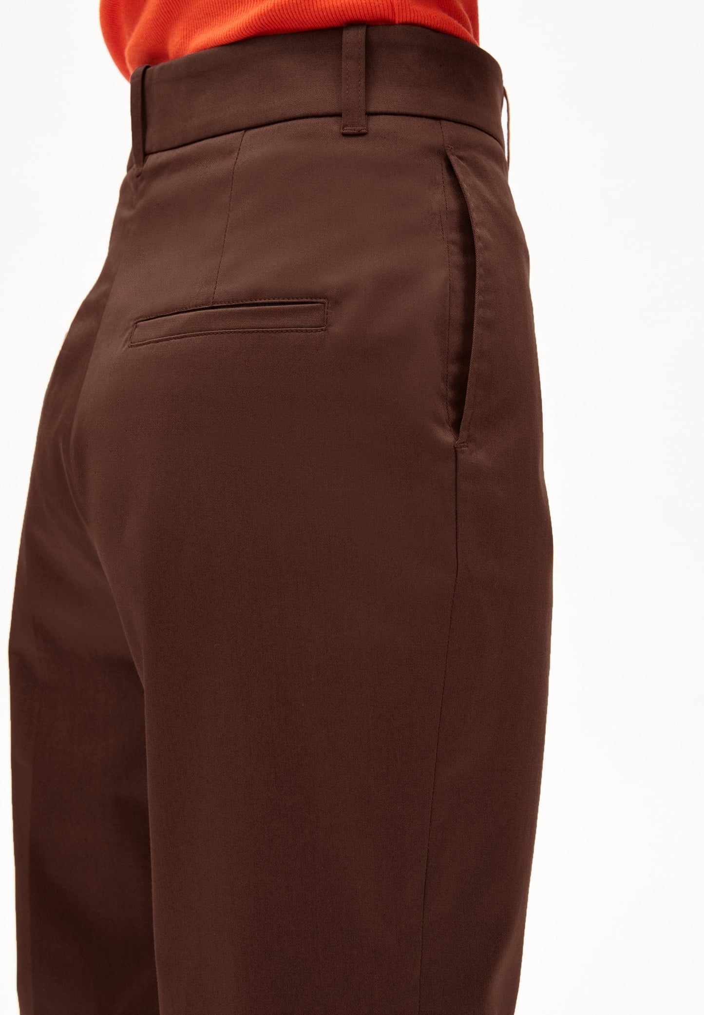 Pantalon à pinces en coton bio | Marron "warmaar deep brown"