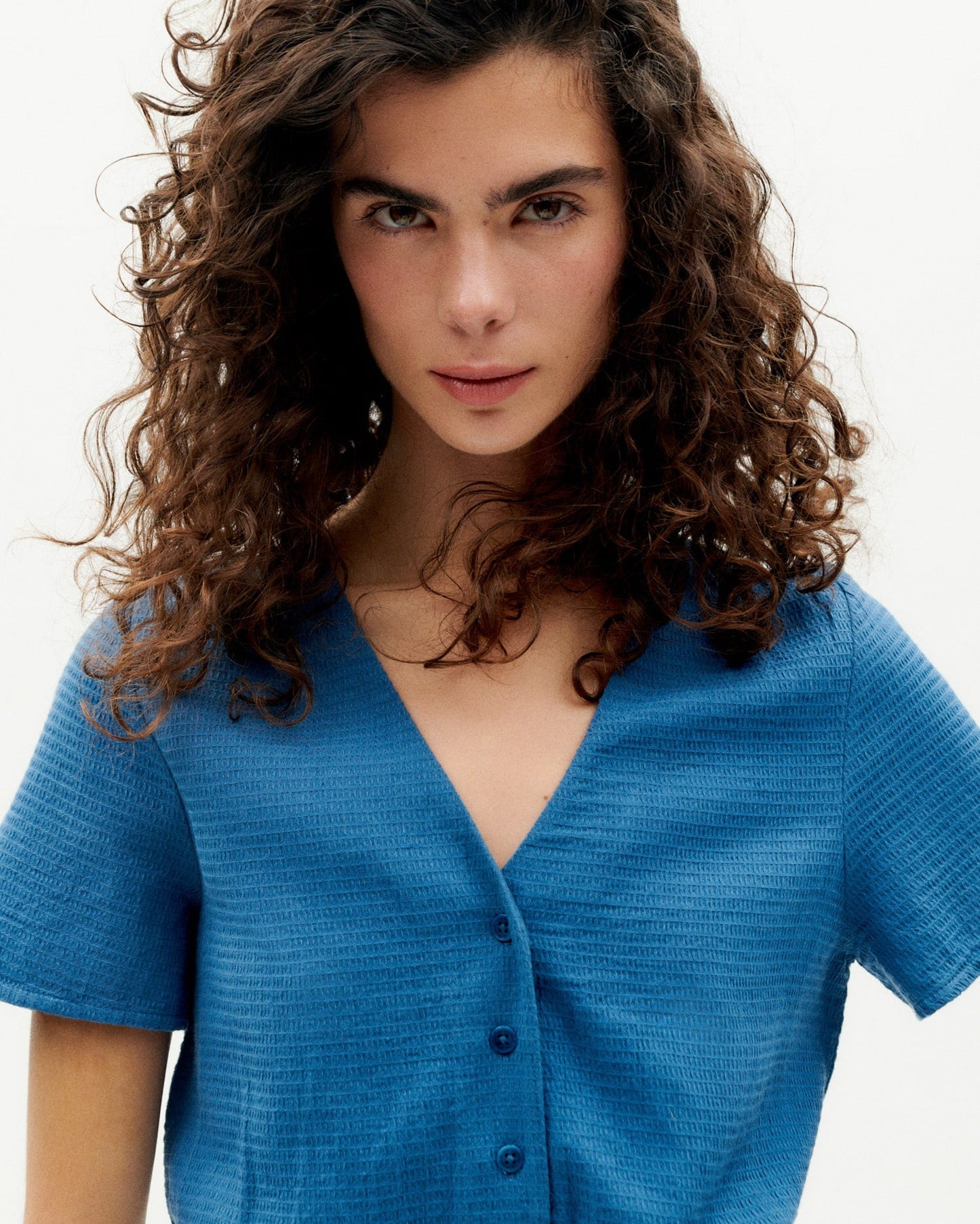 Blouse manches courtes en coton bio | Bleu "dark heritage loop celina blouse"