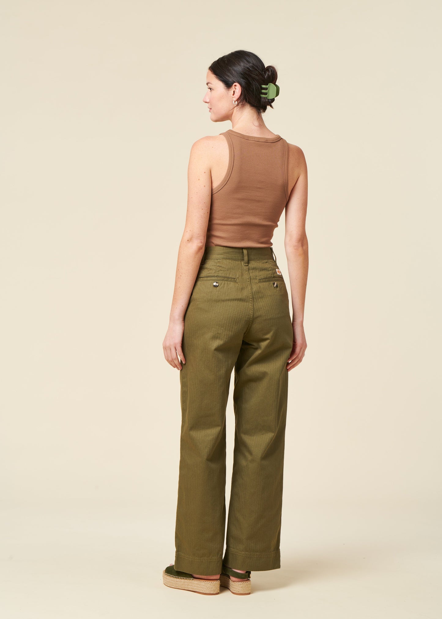 Pantalon en coton bio | kaki "suki workwear pants - olive"