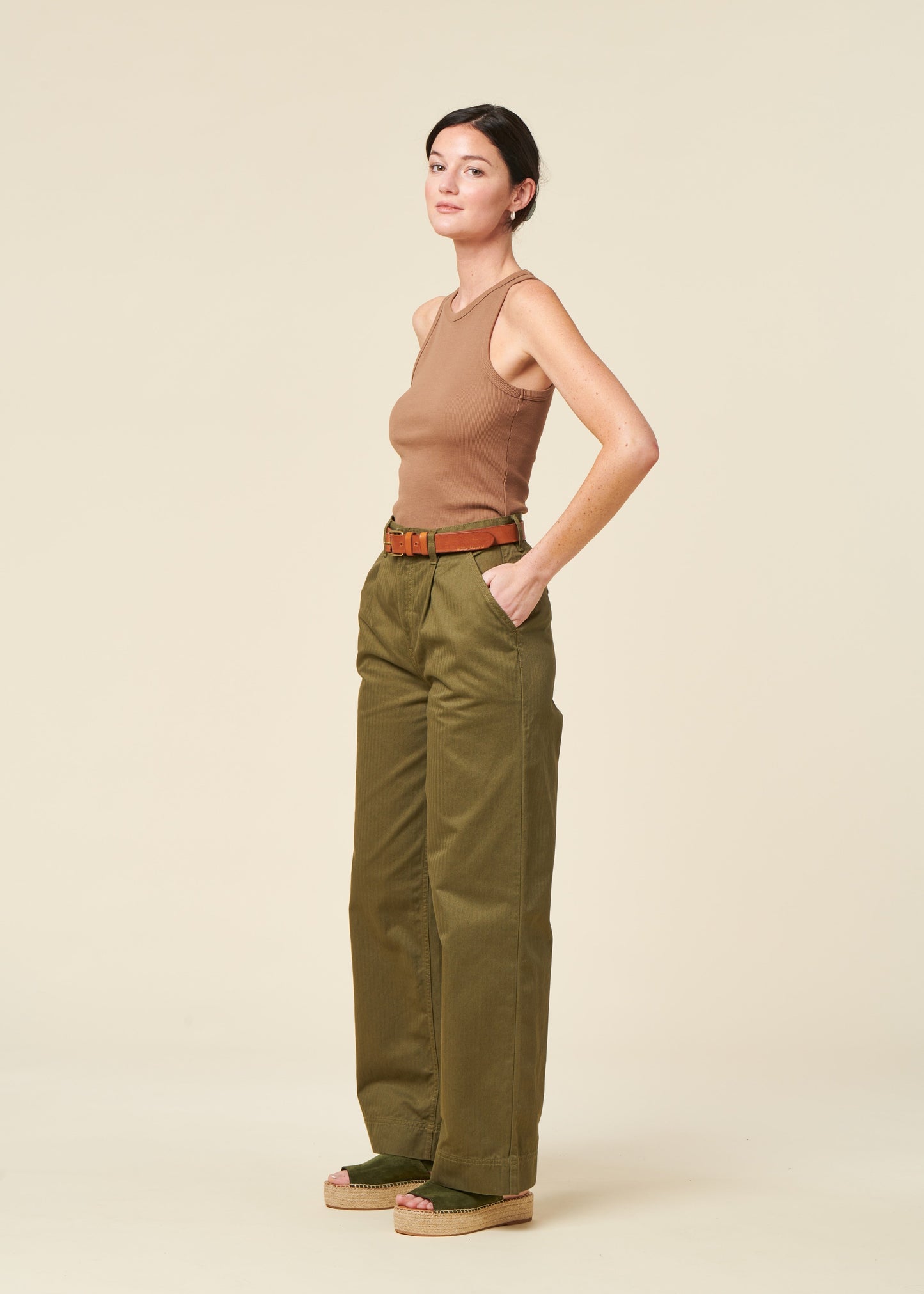 Pantalon en coton bio | kaki "suki workwear pants - olive"