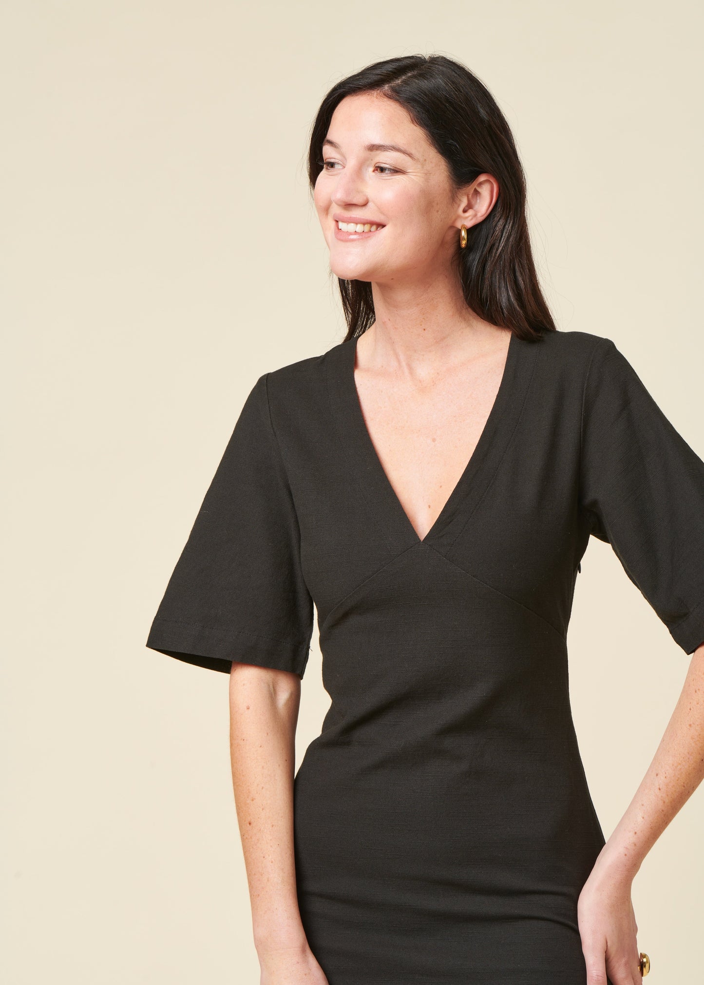 Robe courte en coton bio | noire "Black kim dress - black"