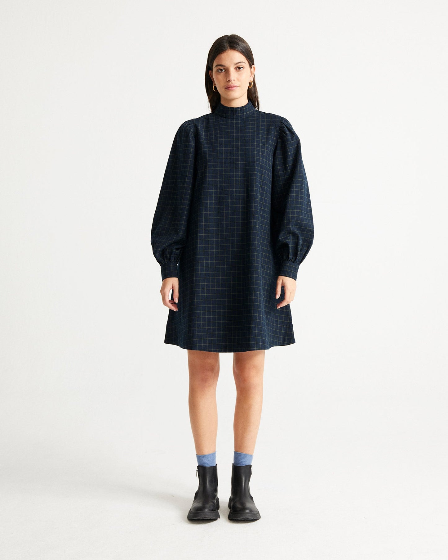 Robe manches bouffantes à carreaux marine en coton bio - flora navy checks
