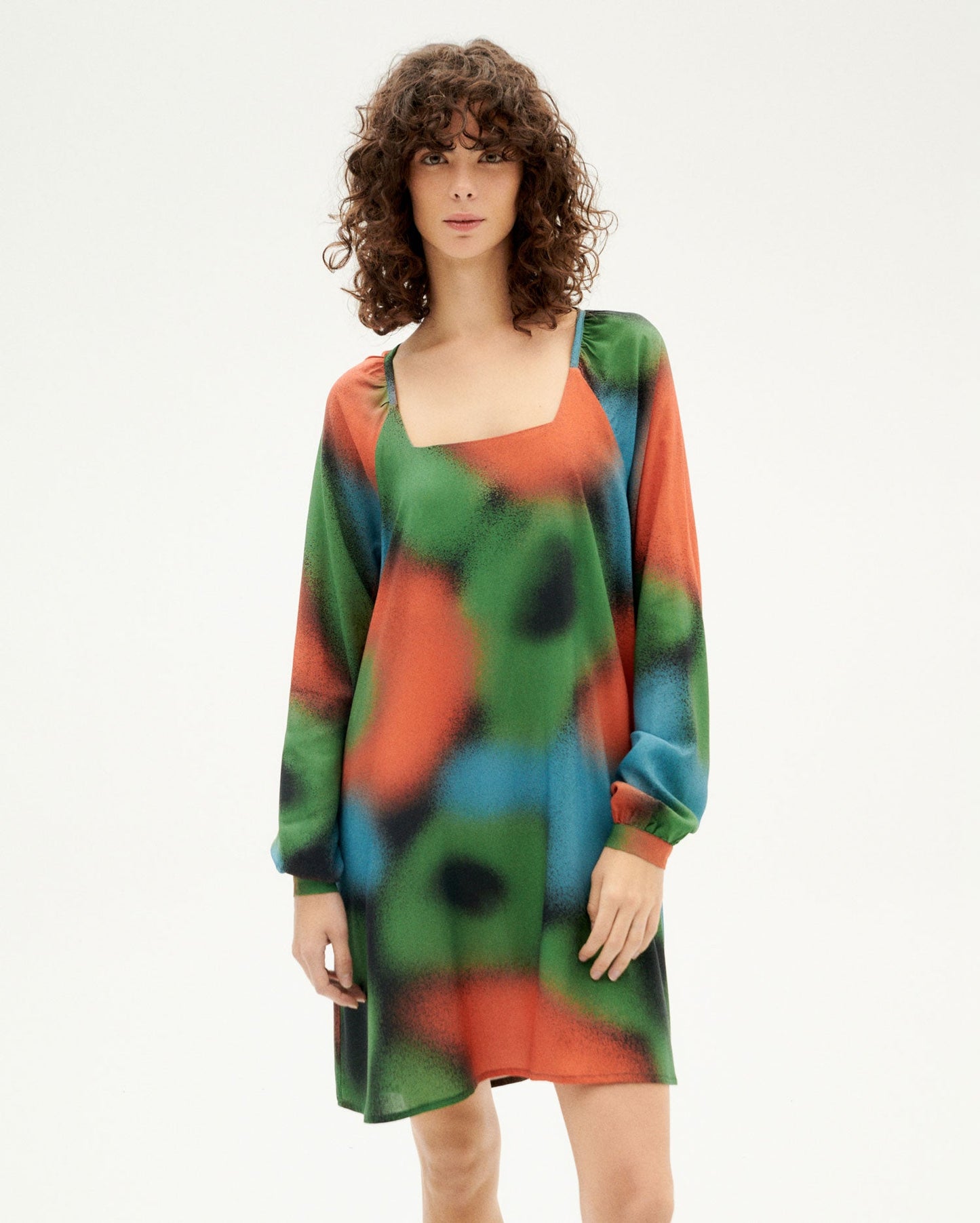 Robe imprimée en ecovero | Multicolore "dust black vera dress"
