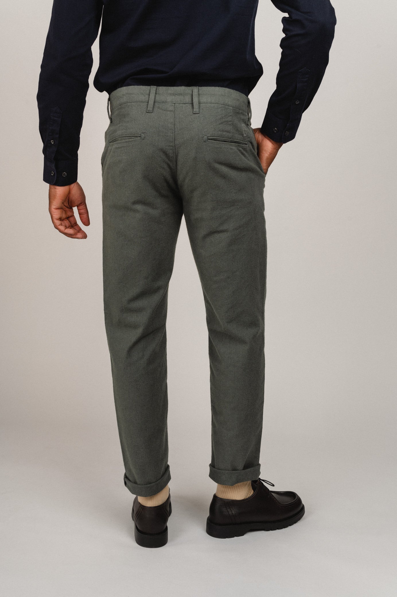 Chino slim vert forêt en flanelle de coton bio - luca slim flannel chino forrest night