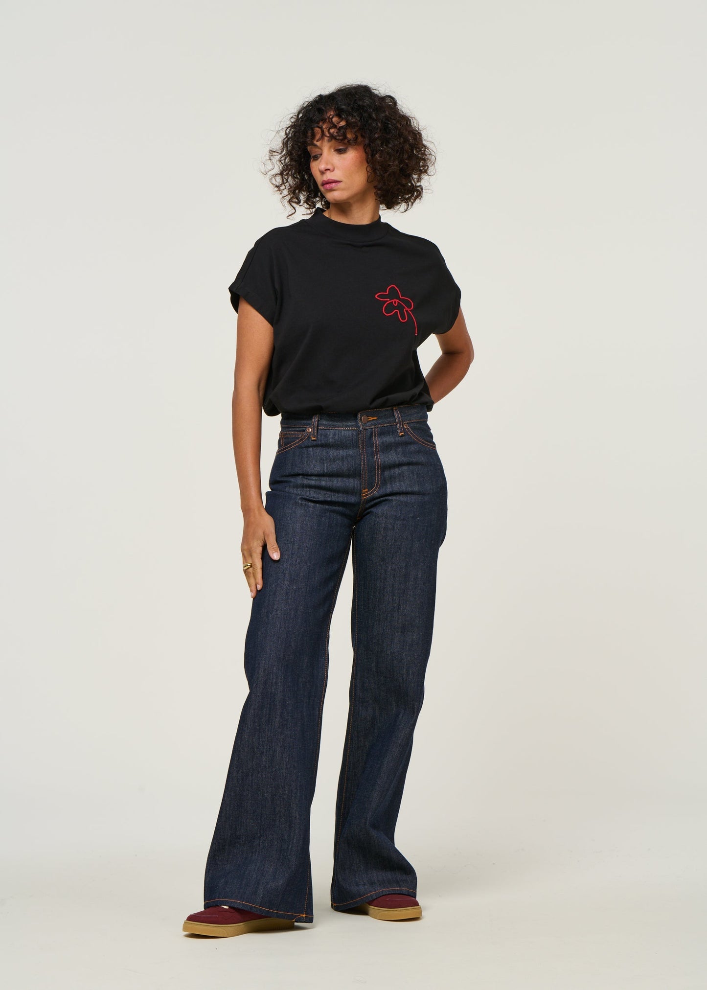 Jean taille basse évasé en coton bio | brut 'wide heidi - dry-sunburns'
