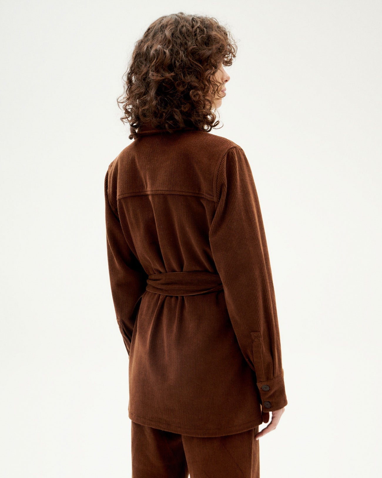 Veste velours en coton bio | marron "chocolate corduroy taylor jacket"