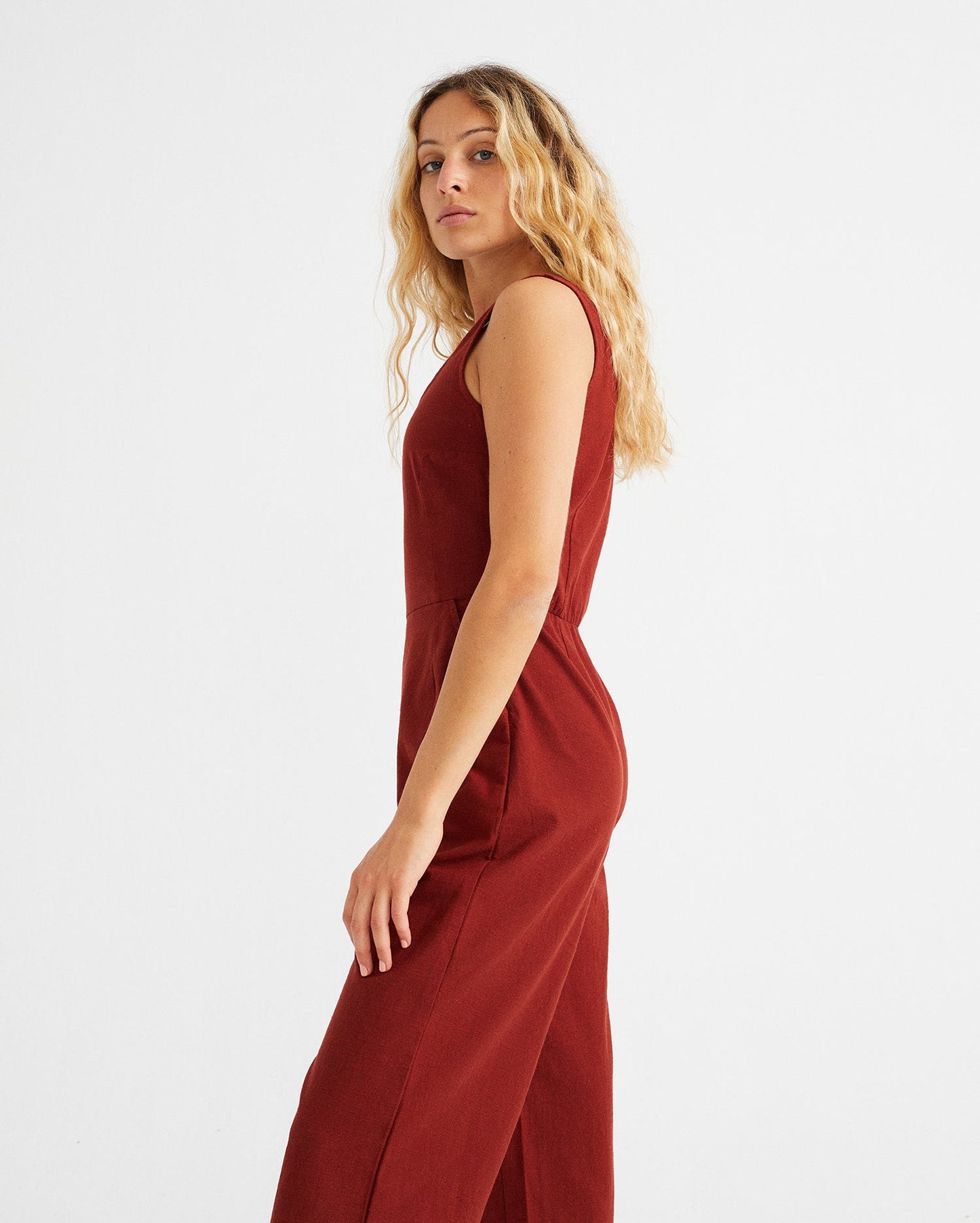 Combinaison sans manches rouge en coton bio - TEJA RAFFLESIA