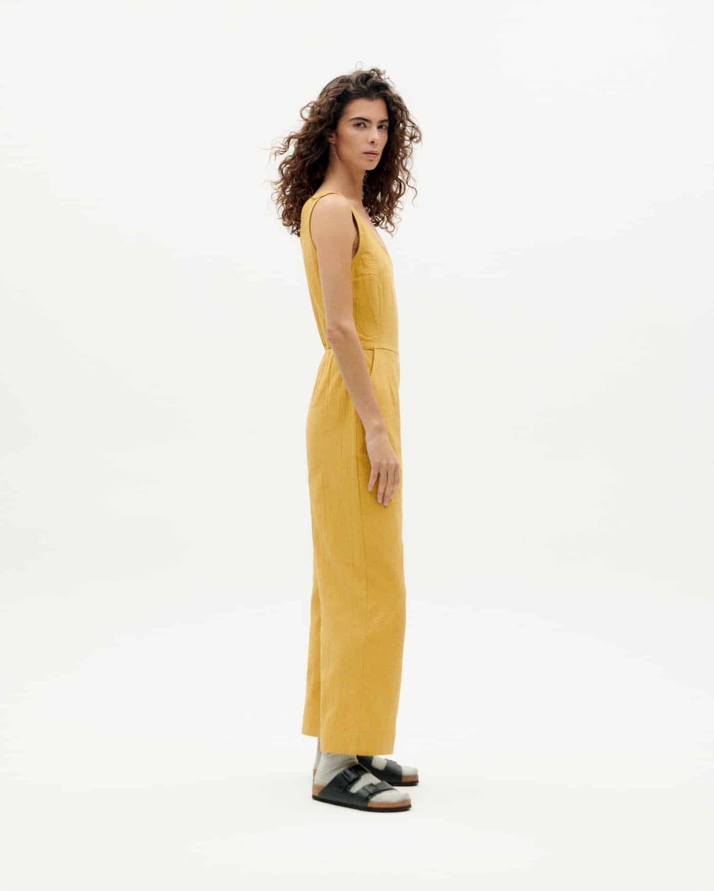 Combinaison en coton bio | jaune "ambar crinkled rafflesia jumpsuit"