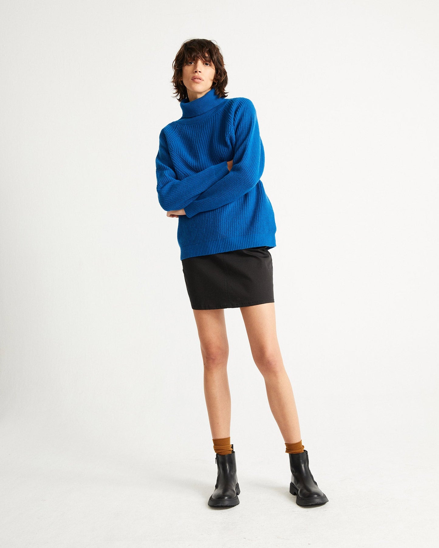Pull col roulé bleu en laine certifiée - matilda blue