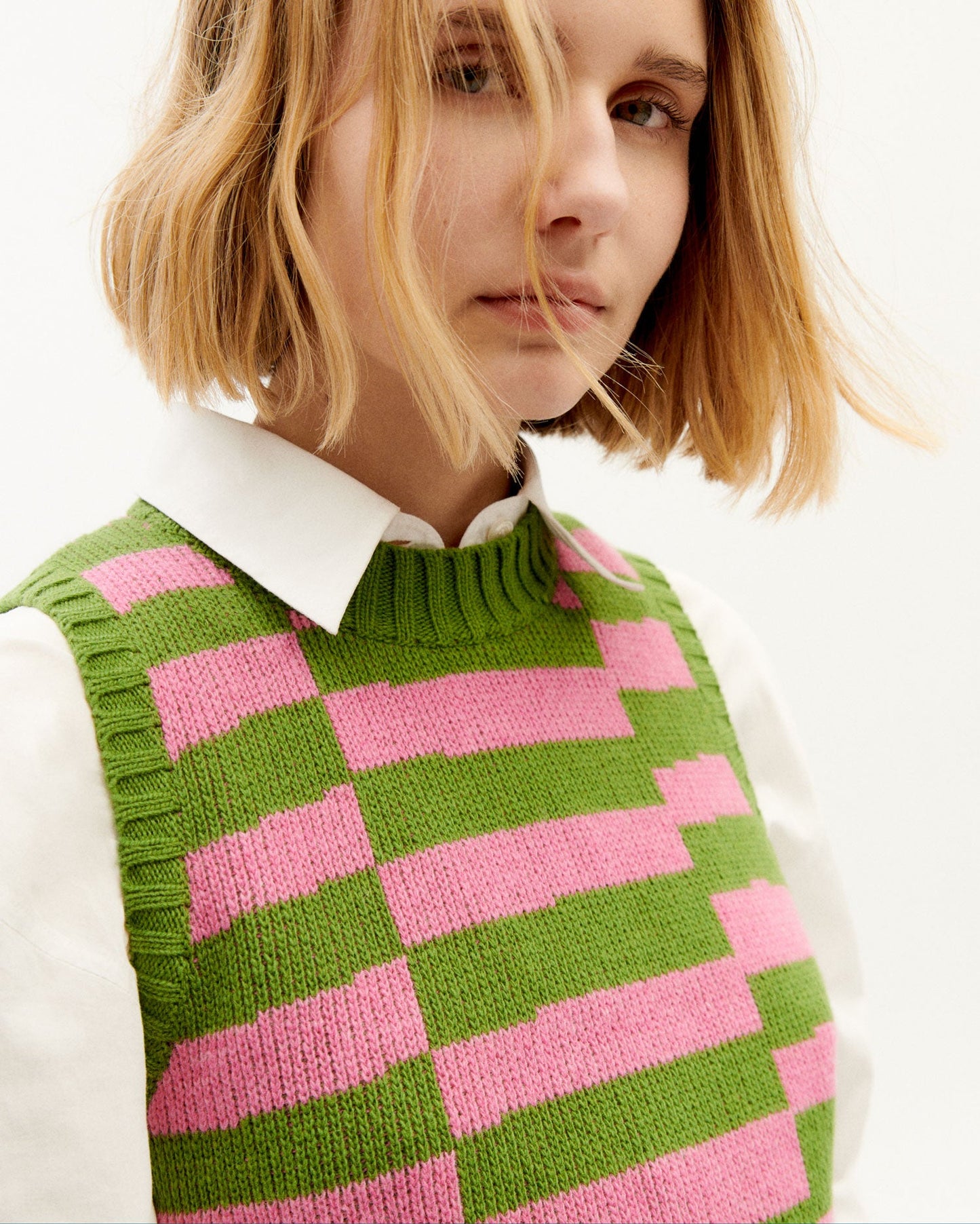 Pull sans manches bicolore en laine certifiée - tipsy parrot green mut knitted vest