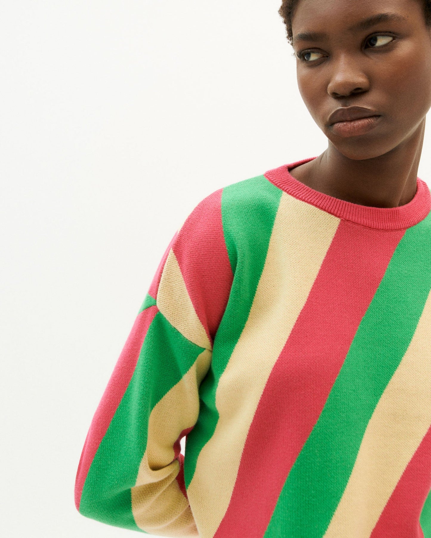 Pull coloré en maille de coton bio - yellow slash paloma knitted sweater