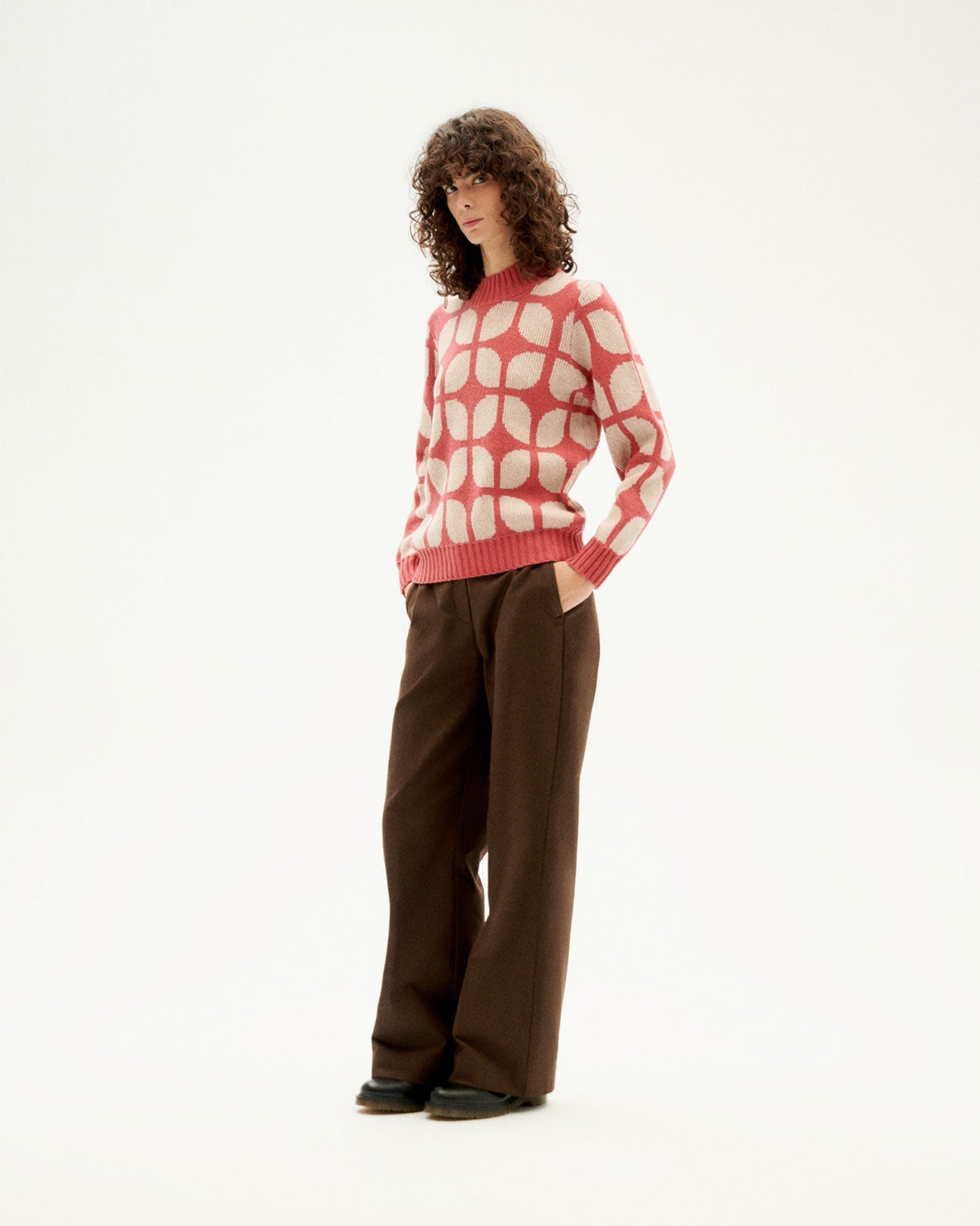 Pull à motifs en laine certifiée | Multicolore "wallpaper pink ops knitted sweater"